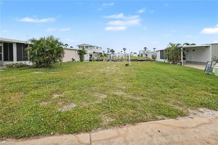 17781 Eglantine Ln, Fort Myers Beach, Florida 33931