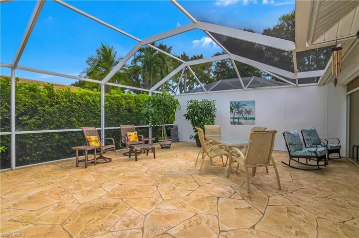 8677 Mustang Dr 59, Naples, Florida 34113