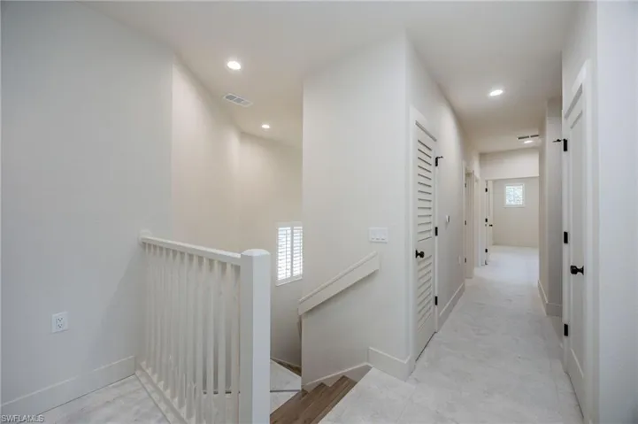 7128 Timberland Cir 201, Naples, Florida 34109