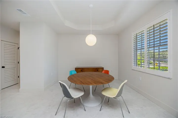 7128 Timberland Cir 201, Naples, Florida 34109