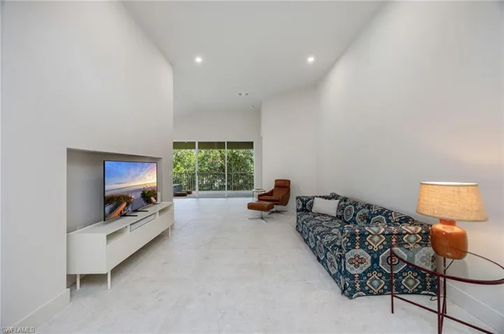 7128 Timberland Cir 201, Naples, Florida 34109