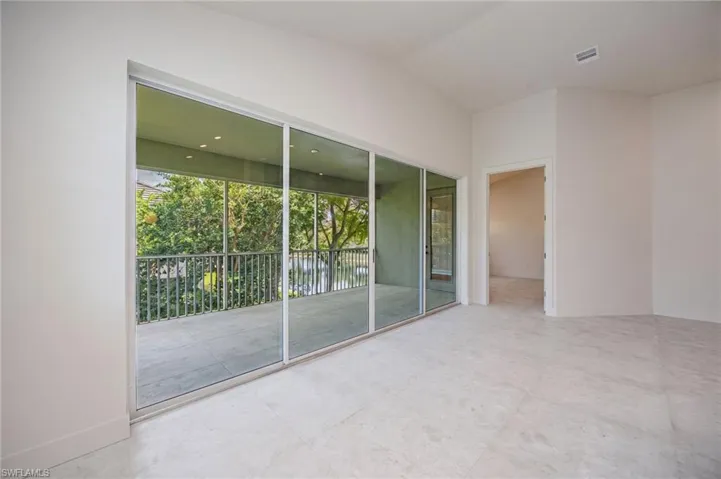 7128 Timberland Cir 201, Naples, Florida 34109