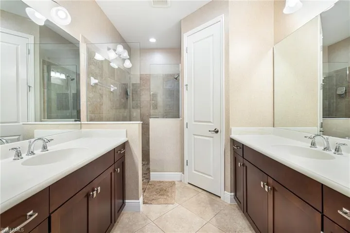 4507 Mystic Blue Way, Fort Myers, Florida 33966