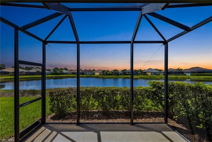 4507 Mystic Blue Way, Fort Myers, Florida 33966