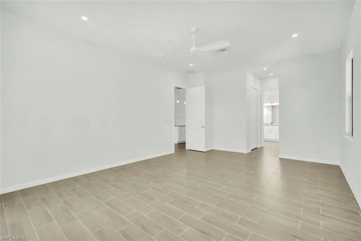5011 Pelican Blvd, Cape Coral, Florida 33914