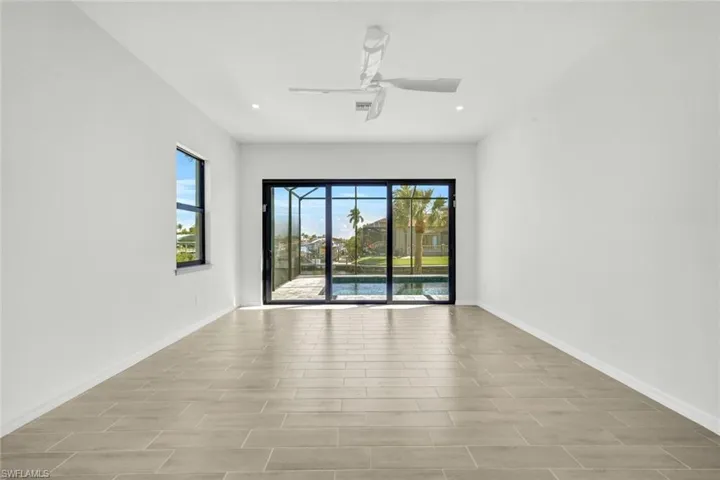 5011 Pelican Blvd, Cape Coral, Florida 33914