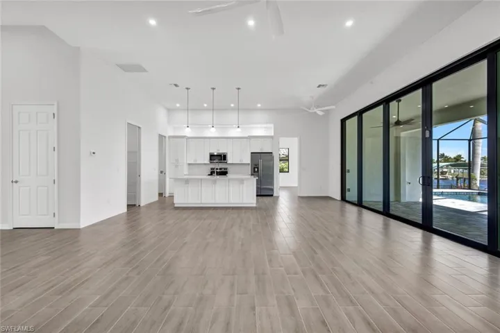 5011 Pelican Blvd, Cape Coral, Florida 33914