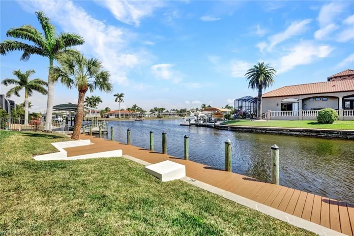 5011 Pelican Blvd, Cape Coral, Florida 33914