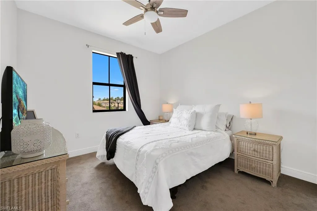 8847 Madrid CIR, Naples, FL 34104,225063405