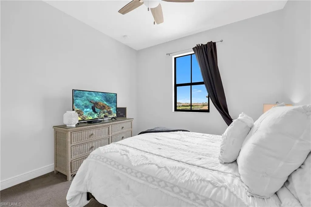 8847 Madrid CIR, Naples, FL 34104,225063405