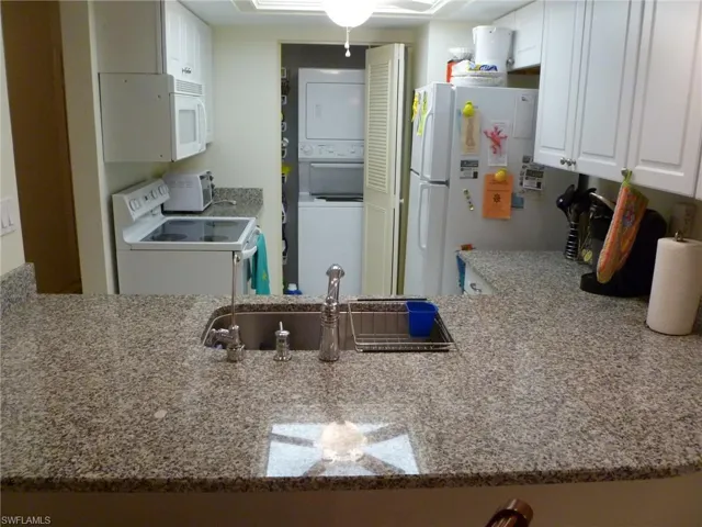 Looking from Kitchen to Great Room