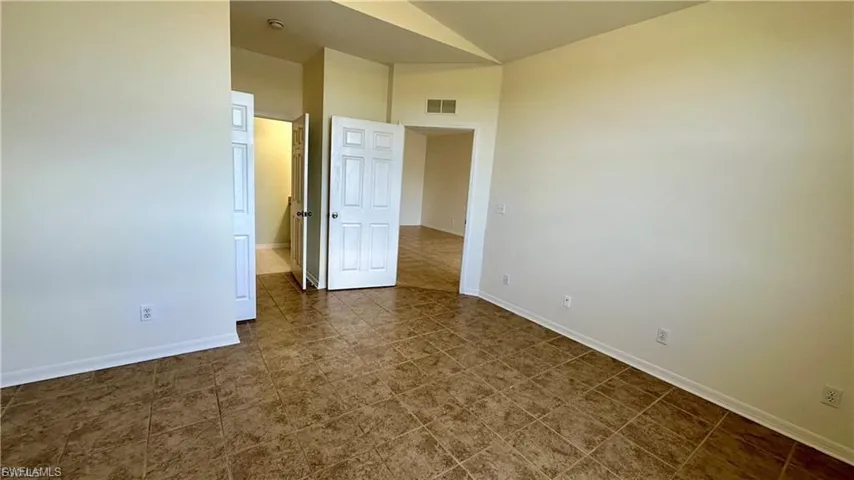 4299 Bellasol Cir 2621, Fort Myers, Florida 33916