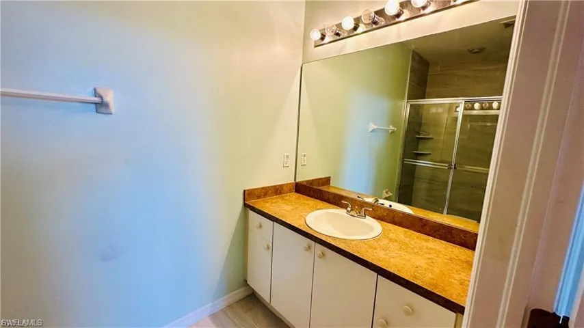 4299 Bellasol Cir 2621, Fort Myers, Florida 33916