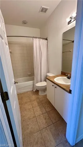 4299 Bellasol Cir 2621, Fort Myers, Florida 33916
