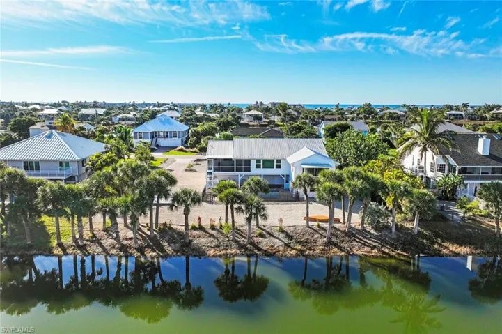 Lake Front Residence