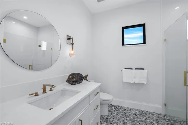 Bathroom 2