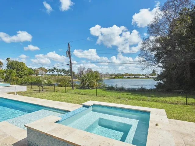 Integrated spa overlooking lake