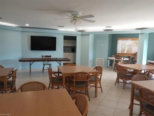 Clubhouse with kitchen for festive & fun activities