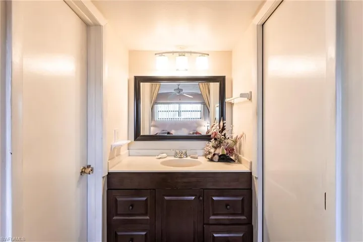 Master vanity