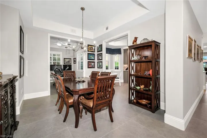 6433  Legacy  CIR, Naples, FL 34113