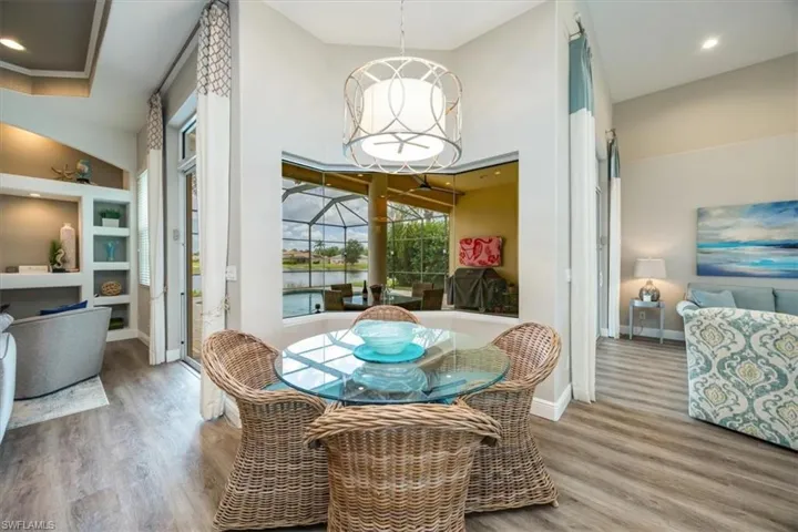 Breakfast area