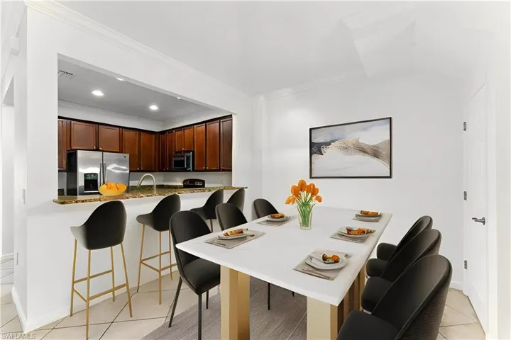 VIRTUALLY STAGED DINING AREA
