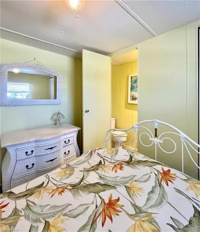 137  Overland  TRL, North Fort Myers, FL 33917