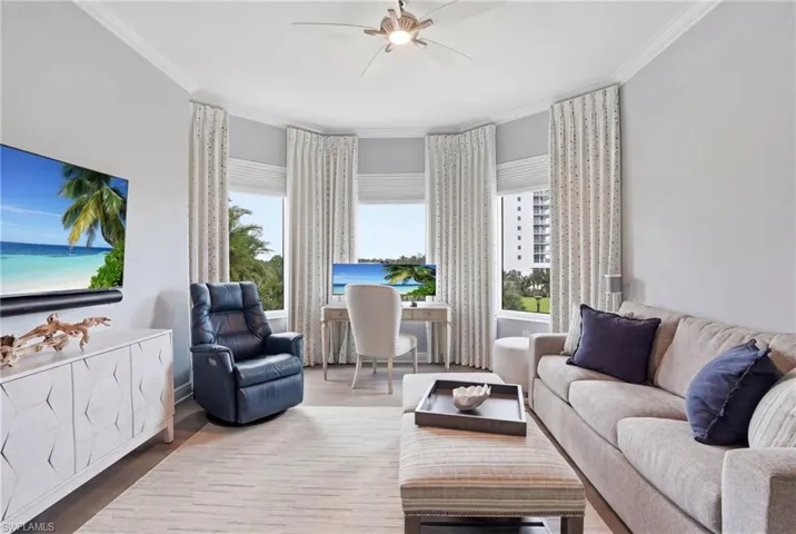 Bay Window in Den or Optional 4th Bedroom