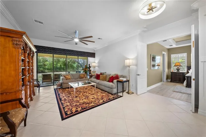 955  Tivoli  CT, Naples, FL 34104