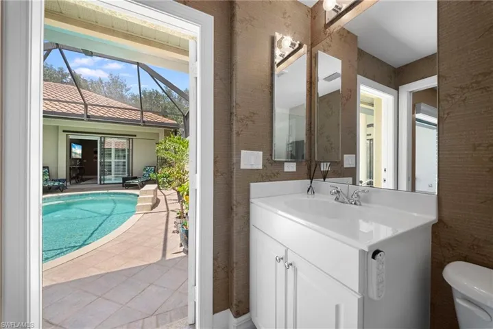 955  Tivoli  CT, Naples, FL 34104