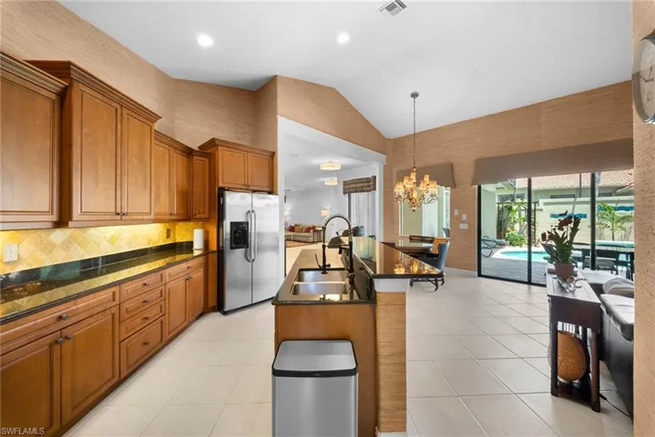 955  Tivoli  CT, Naples, FL 34104
