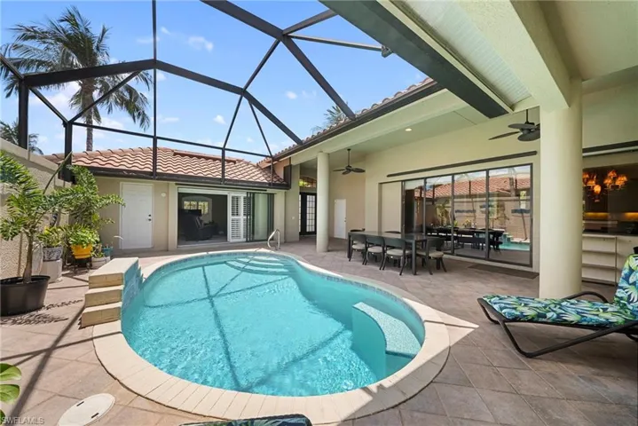 955  Tivoli  CT, Naples, FL 34104