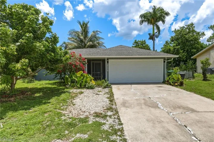 2315 54th Ter Sw, Naples, Florida 34116
