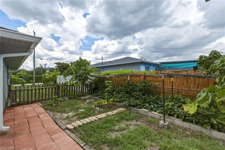 2315 54th Ter Sw, Naples, Florida 34116