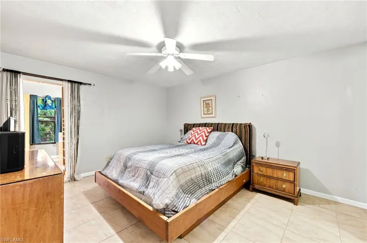 2315 54th Ter Sw, Naples, Florida 34116