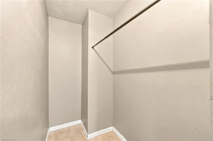 2315 54th Ter Sw, Naples, Florida 34116