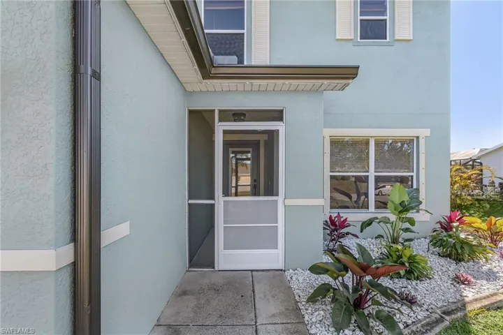 1422 Ne 9th Ter, Cape Coral, Florida 33909