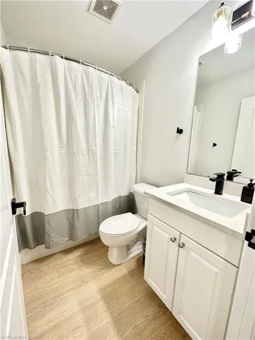 Upstairs Guest Bathroom