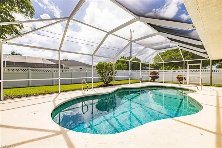 132 SE 19th  TER, Cape Coral, FL 33990
