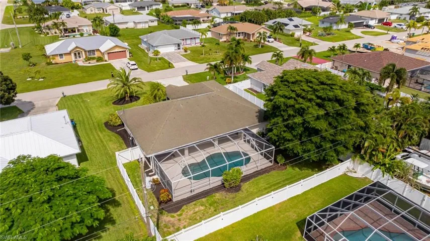 132 SE 19th  TER, Cape Coral, FL 33990