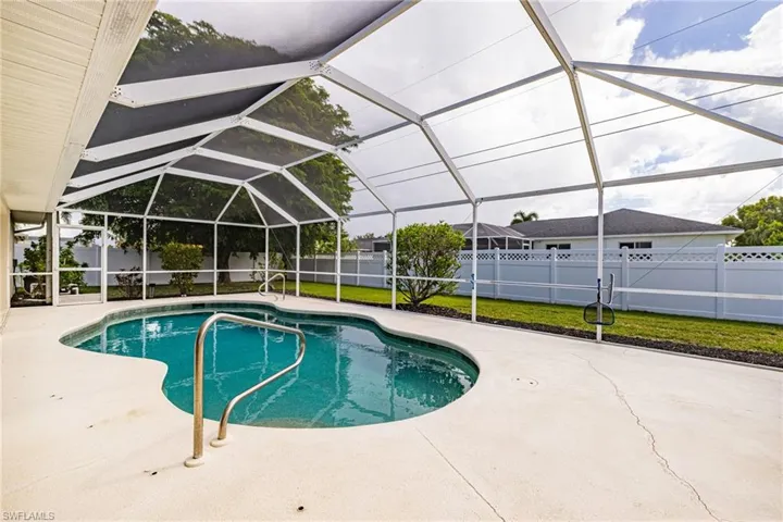 132 SE 19th  TER, Cape Coral, FL 33990