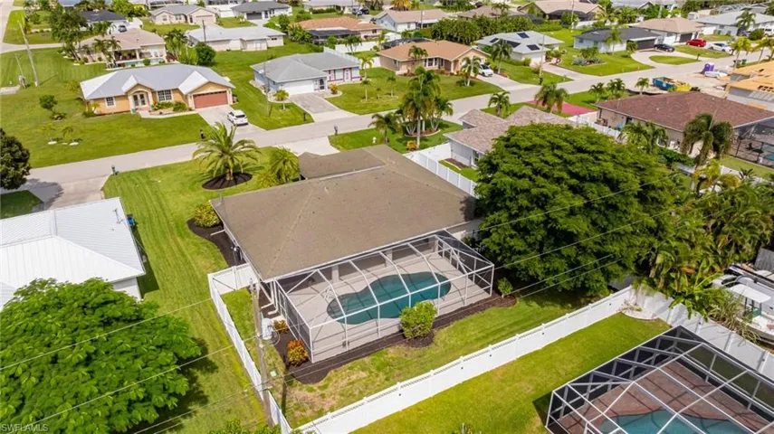132 SE 19th  TER, Cape Coral, FL 33990
