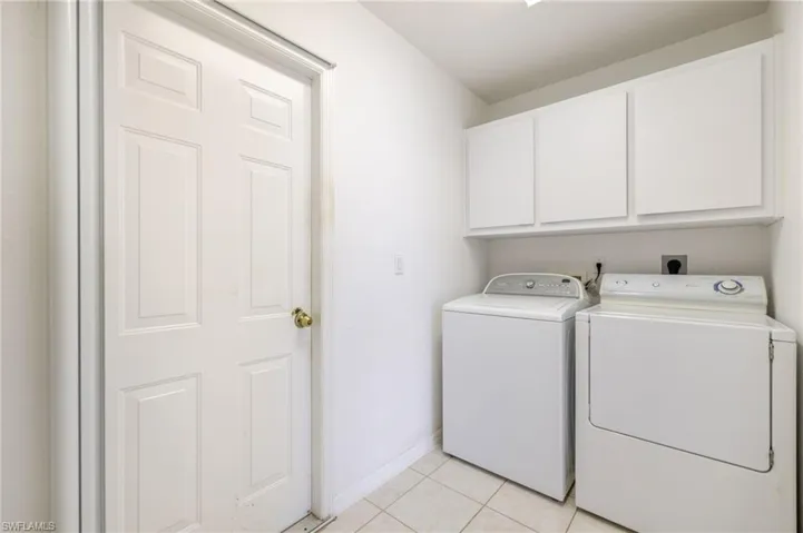132 SE 19th  TER, Cape Coral, FL 33990