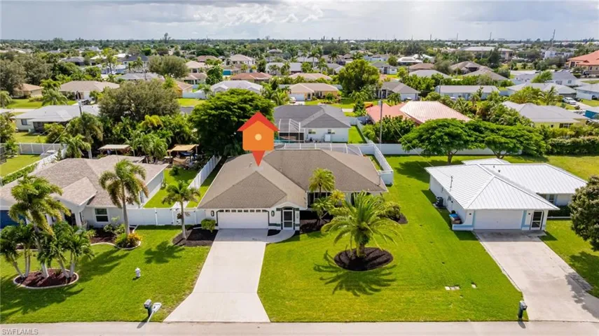 132 SE 19th  TER, Cape Coral, FL 33990