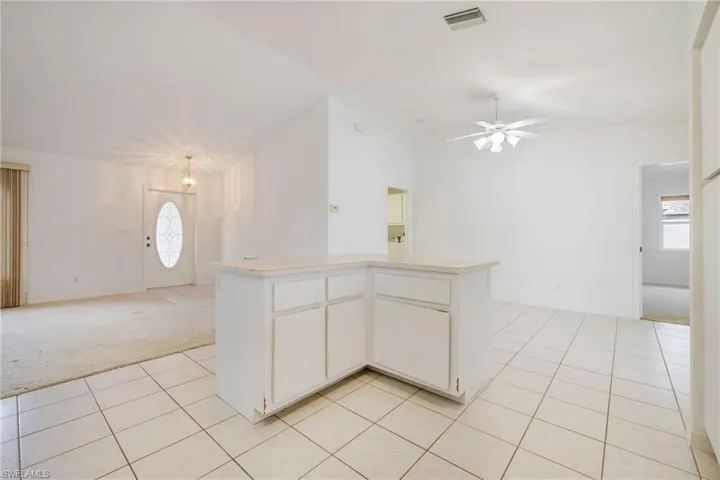 132 SE 19th  TER, Cape Coral, FL 33990
