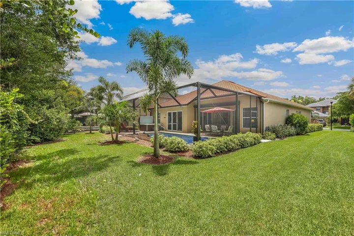 9663  Blue Stone  CIR, Fort Myers, FL 33913