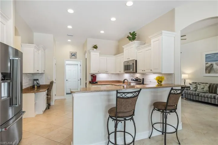 9663  Blue Stone  CIR, Fort Myers, FL 33913