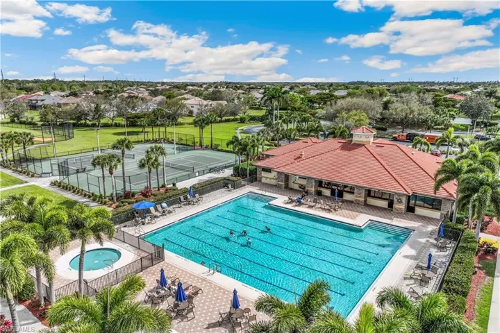 9663  Blue Stone  CIR, Fort Myers, FL 33913