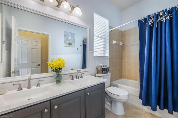 9663  Blue Stone  CIR, Fort Myers, FL 33913