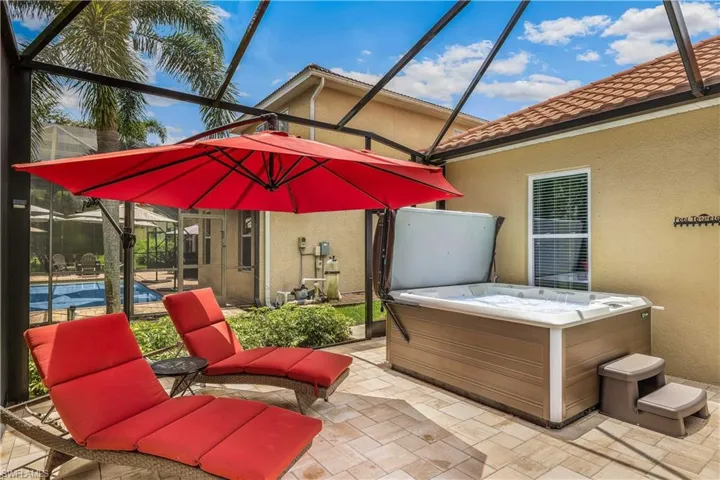 9663  Blue Stone  CIR, Fort Myers, FL 33913